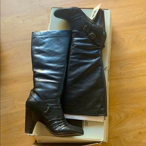 Frye Bethany Strappy Soft Tall Boots sz 11